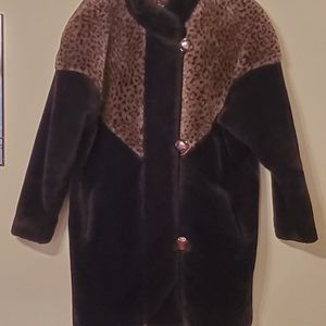 * Vintage* Fen-nelli Faux Fur Coat